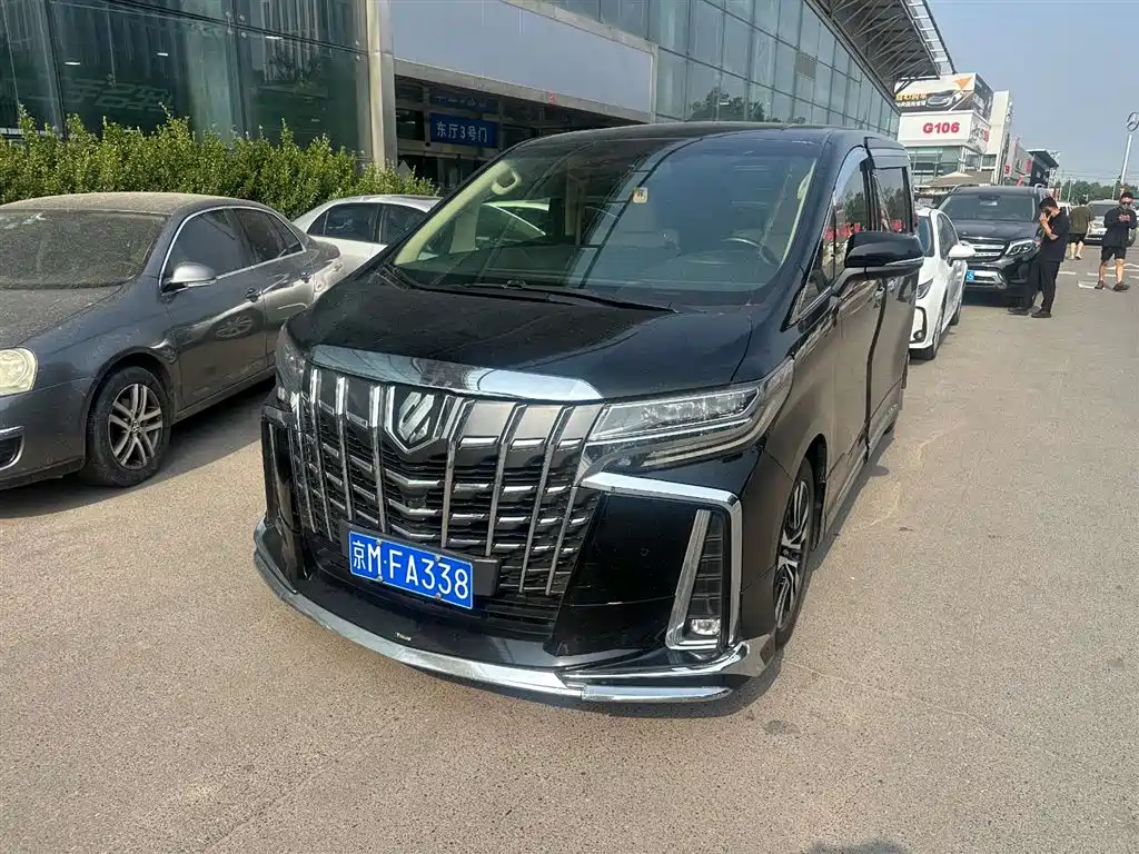 Toyota Alphard 2018