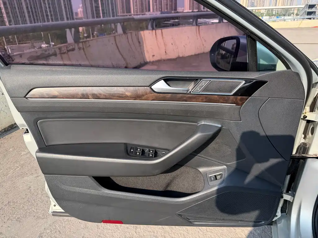 Volkswagen Magotan — миниатюра 4
