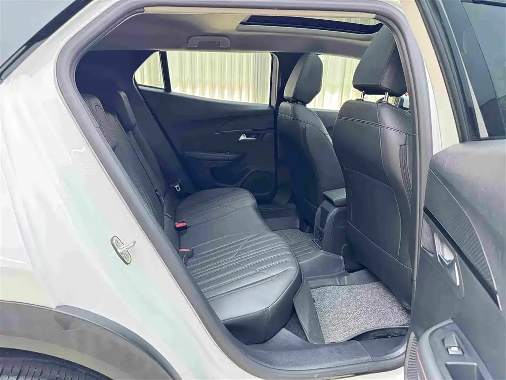 Peugeot 2008 - фото 13