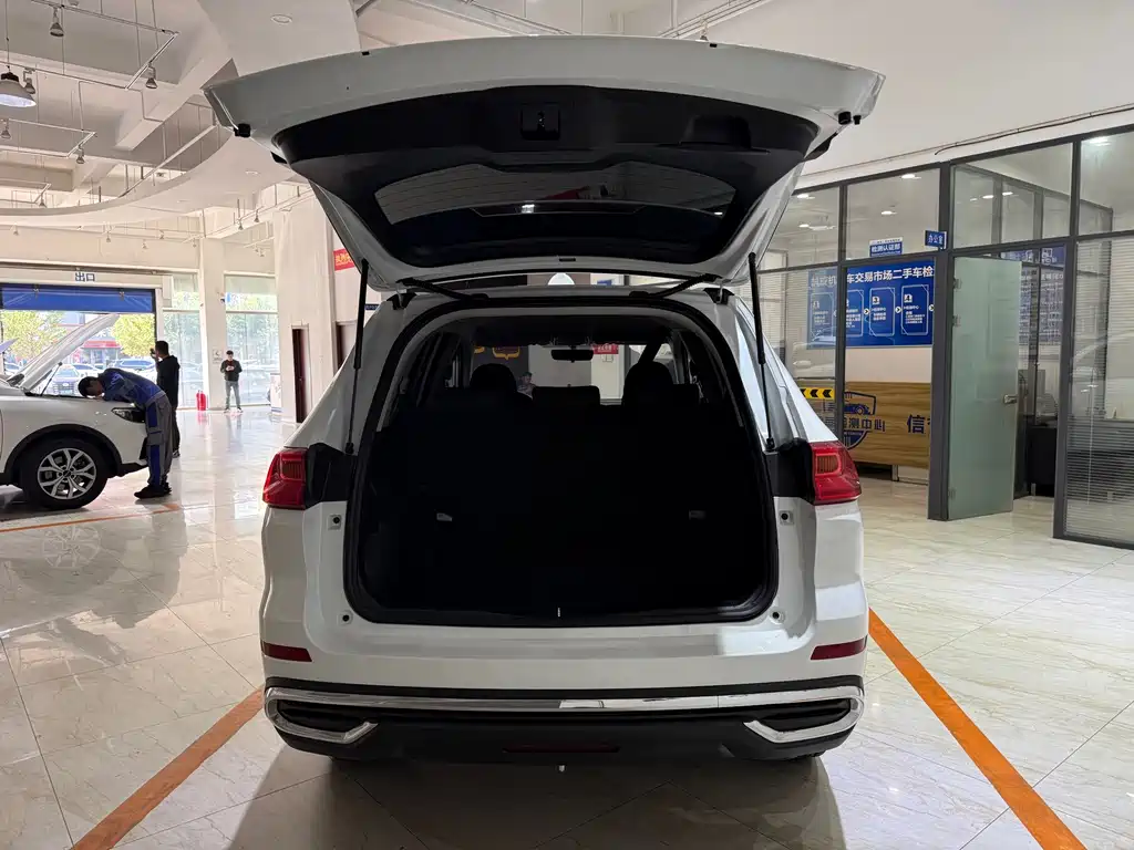 Haval M6 — миниатюра 8