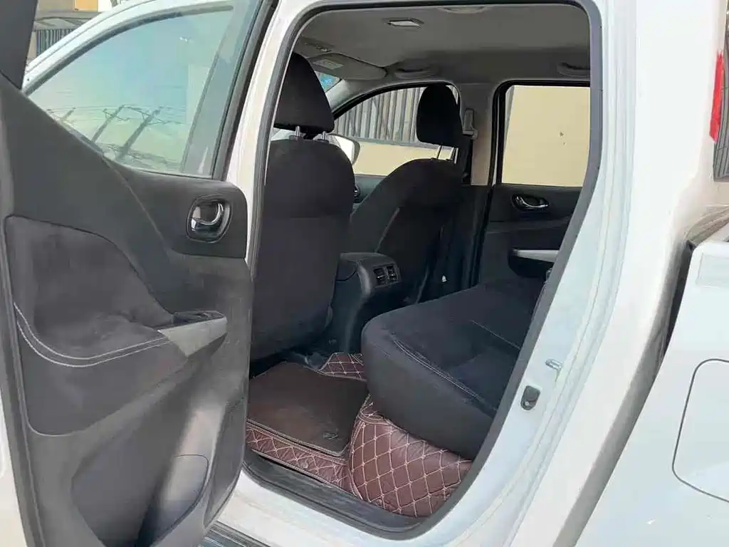 Nissan Navara — миниатюра 4