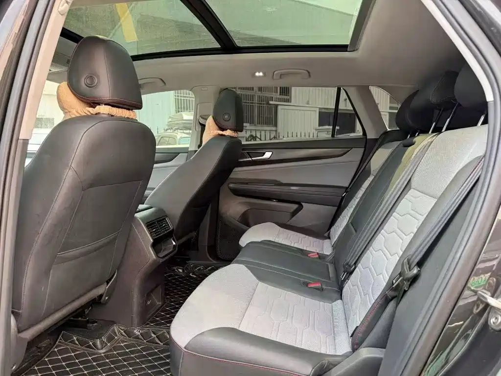 Volkswagen Tharu — миниатюра 6