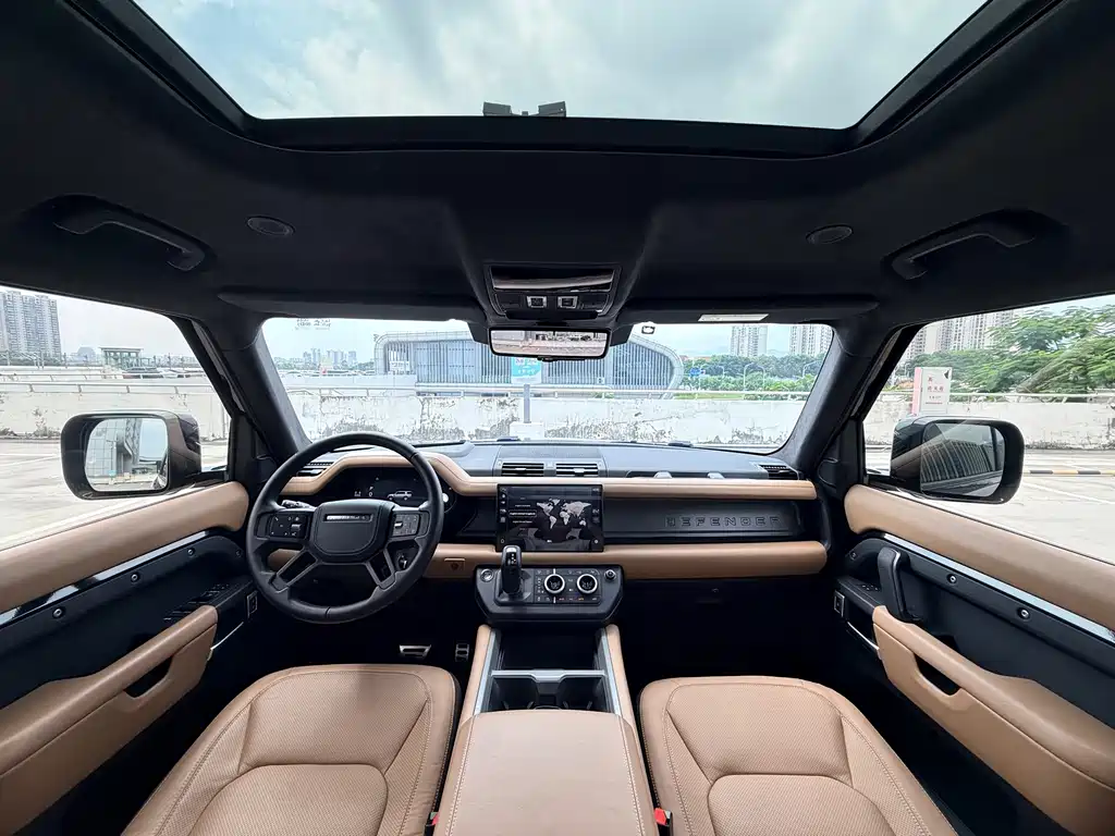 Land Rover Defender — миниатюра 8