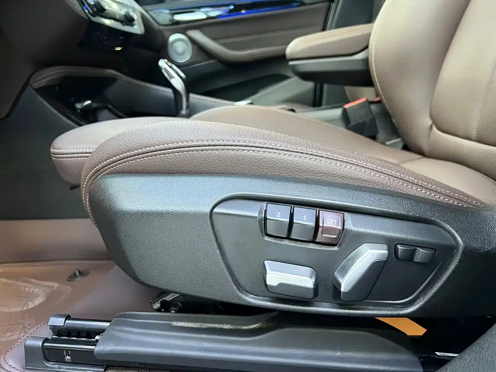BMW X1 2022 sDrive20Li Premium