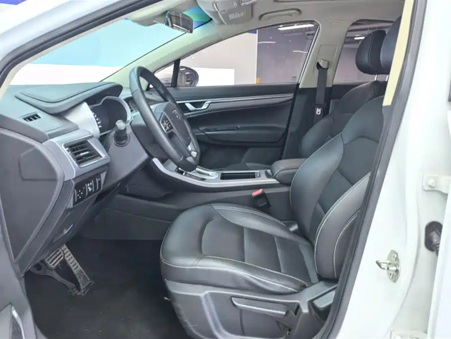 Geely Emgrand GS GS 2018 Sport 1.4T AT