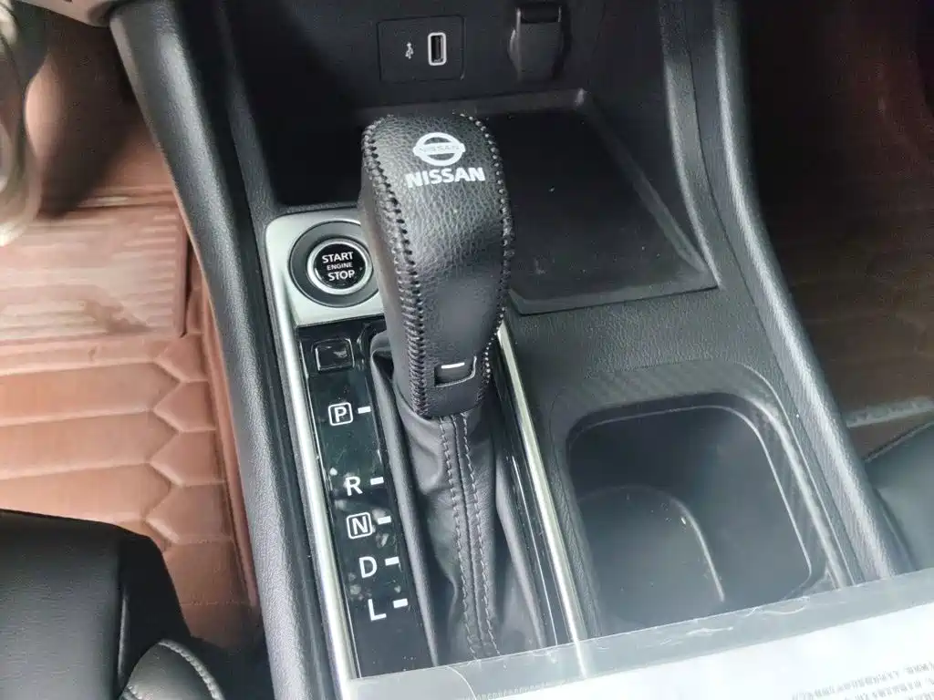 Nissan Sylphy — миниатюра 7