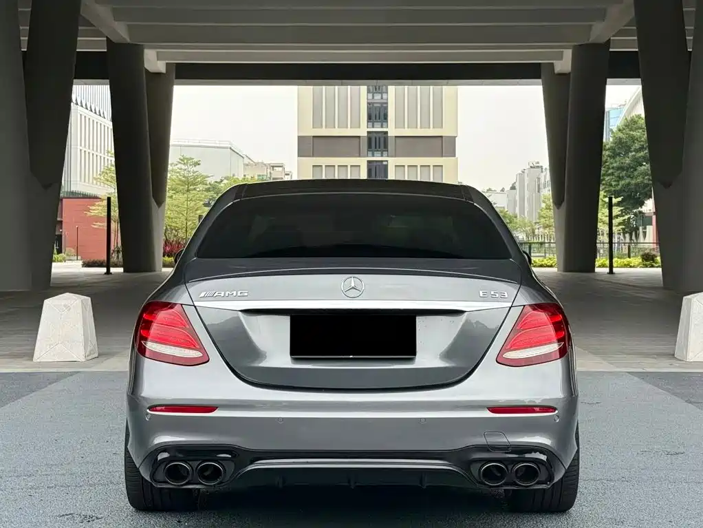 Mercedes-Benz E-Class AMG — миниатюра 6