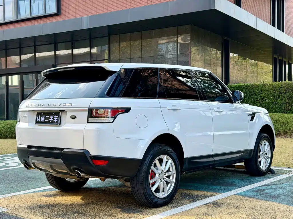Land Rover Range Rover Sport 2016 3.0 SC V6 SE