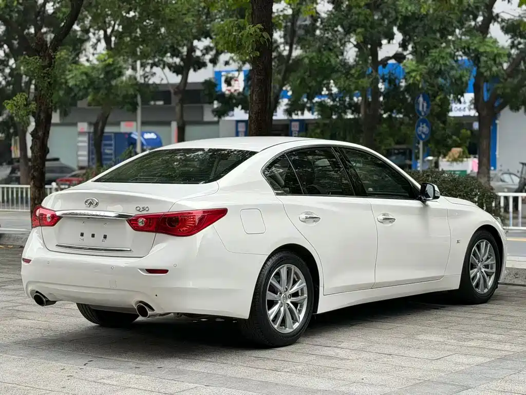 Infiniti Q50 — миниатюра 9