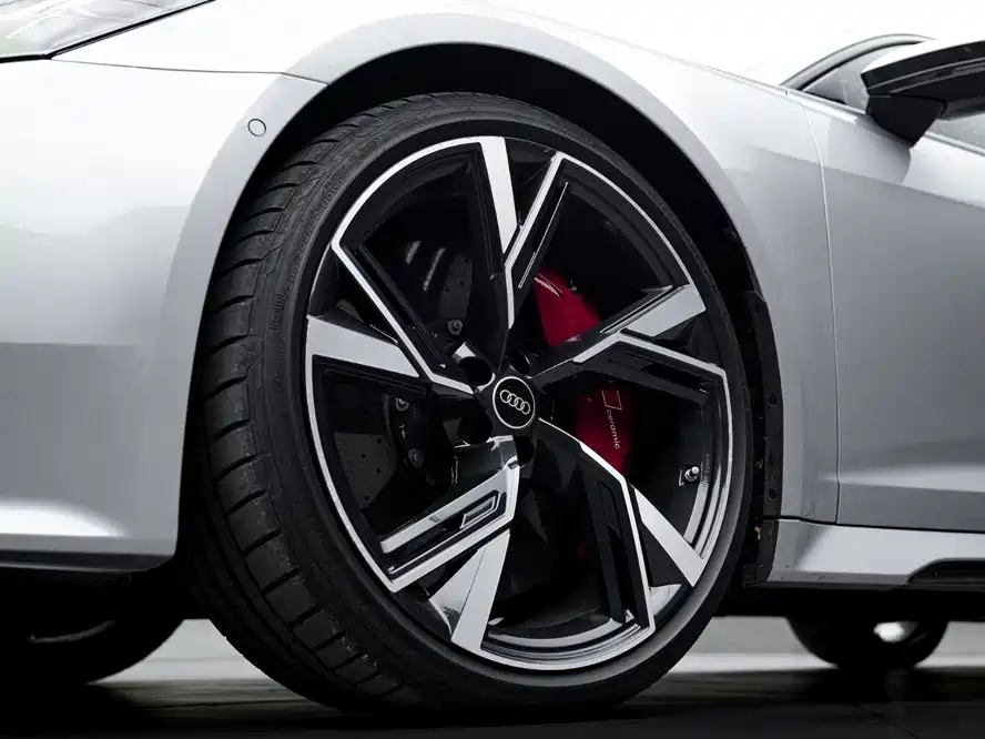 Audi RS 6 — миниатюра 9