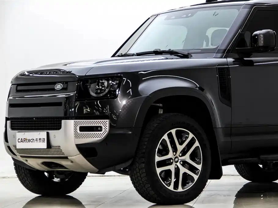 Land Rover Land Rover Defender 2025 110 3.0T P400