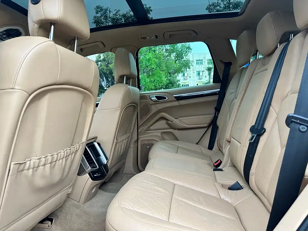 Porsche Cayenne 2011 Cayenne S 4.8L