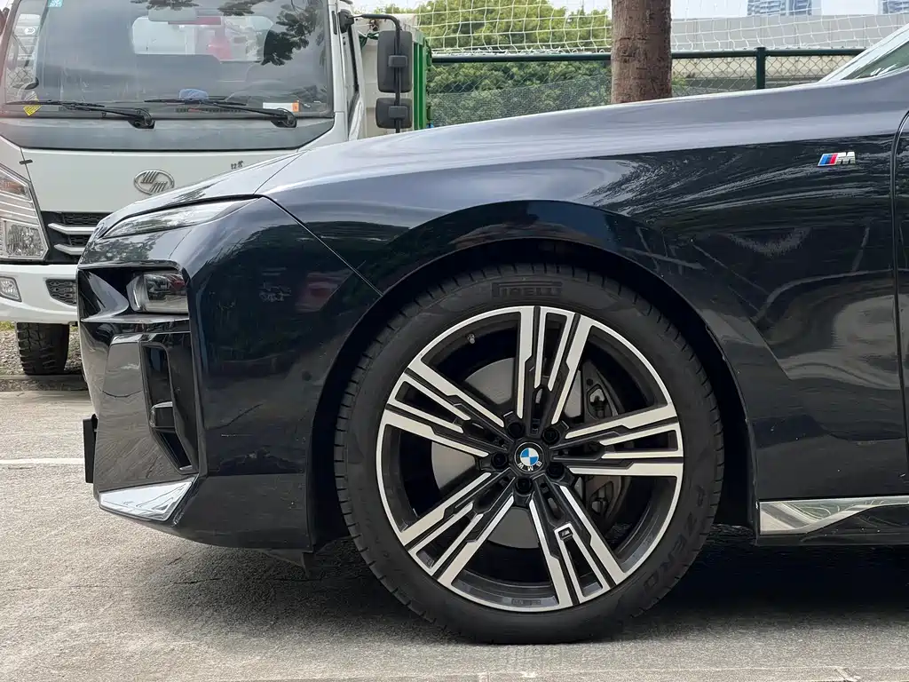 BMW 7 Series 7 2023 740Li Lead M Sport