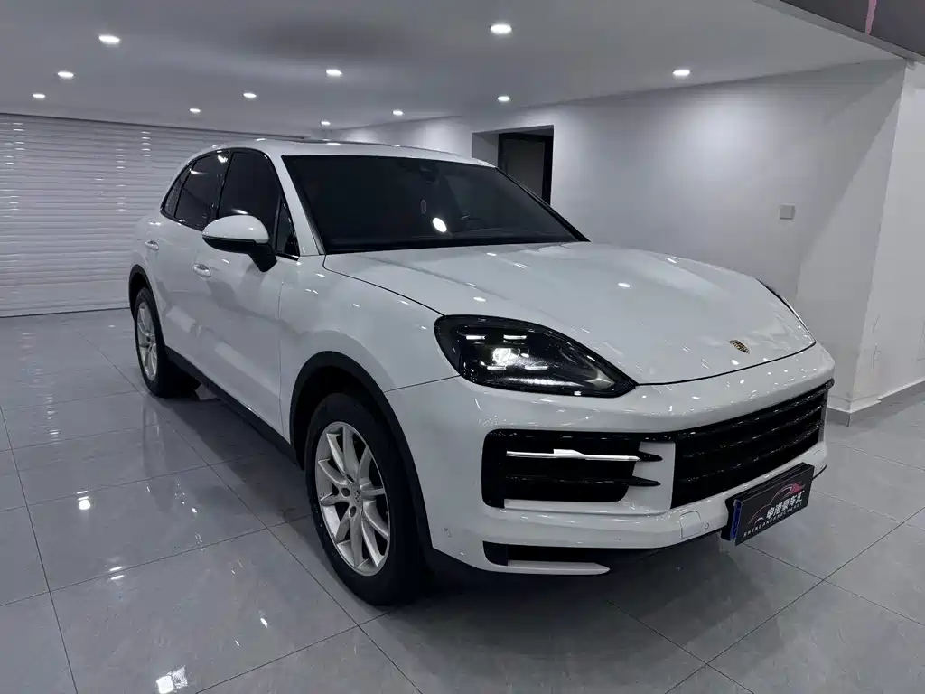 Porsche Cayenne — миниатюра 3
