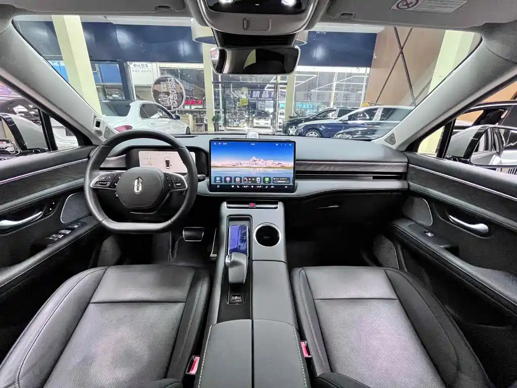 AITO AITO M5 — миниатюра 2