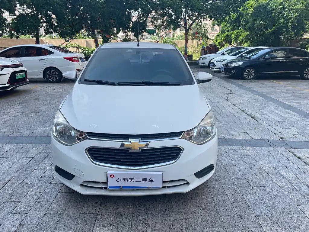 Chevrolet Sail 2015 3 1.3L MT