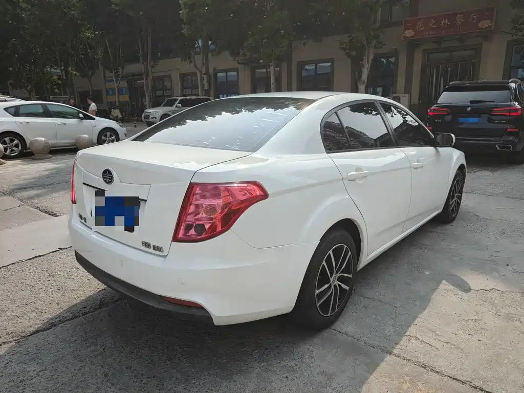 Bestune B50 — миниатюра 4