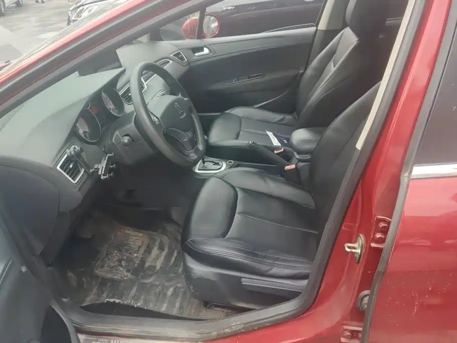 Peugeot 308 2014 1.6L AT