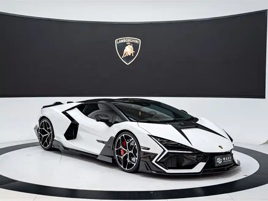 Lamborghini Revuelto 2023 6.5L PHEV Standard