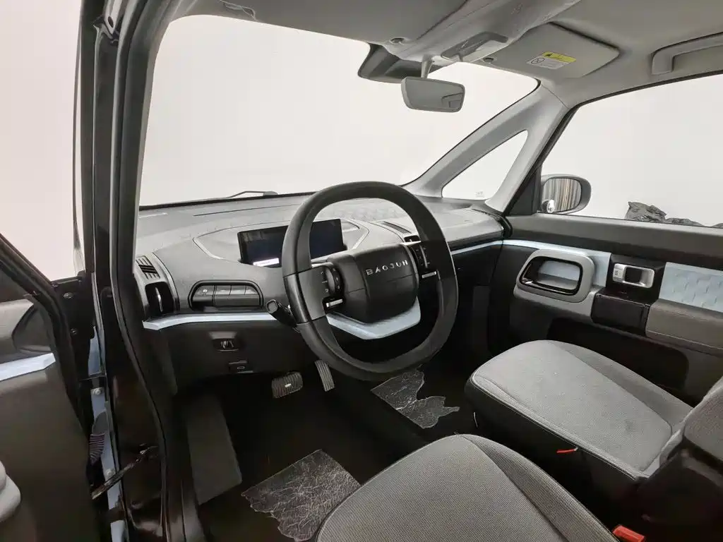 Baojun E300 — миниатюра 5