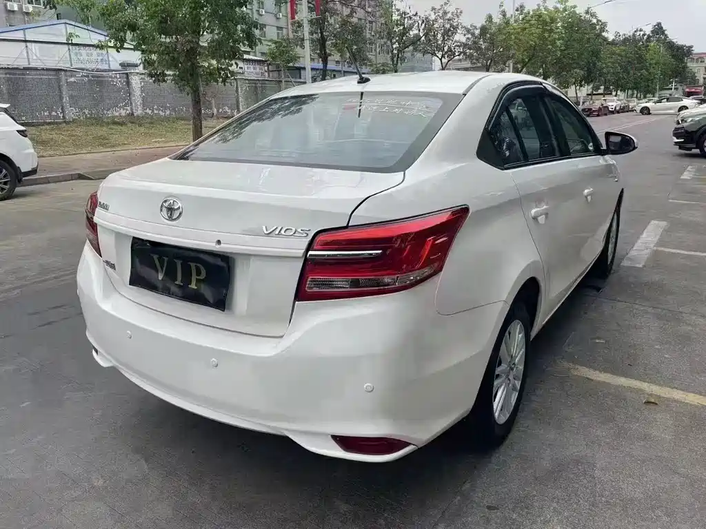 TOYOTA VIOS