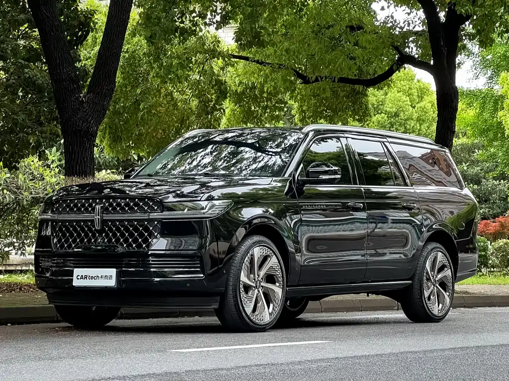Lincoln Navigator 2025