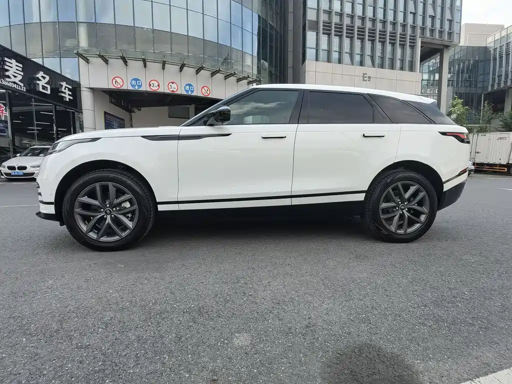 Land Rover Range Rover Velar 2026 250PS Dynamic SE