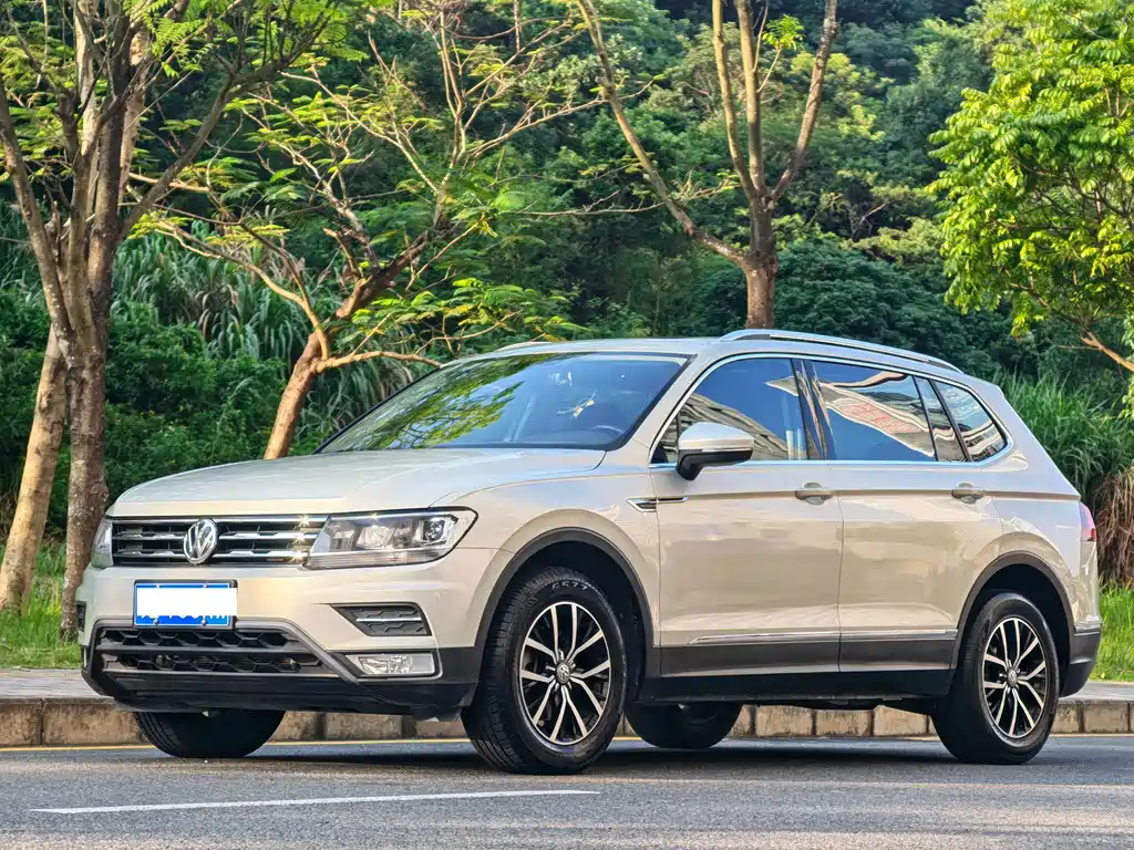 Volkswagen Tiguan L