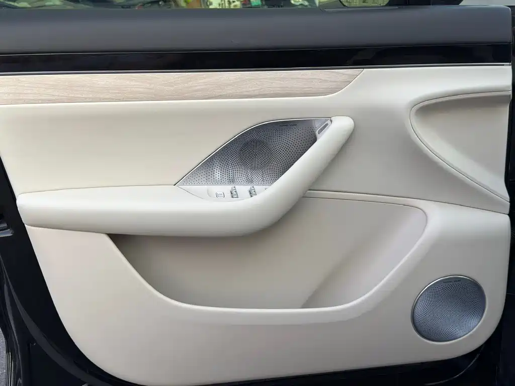 Luxeed R7 2024 802km Max