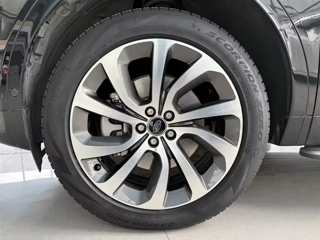 LAND ROVER DISCOVER SPORTS