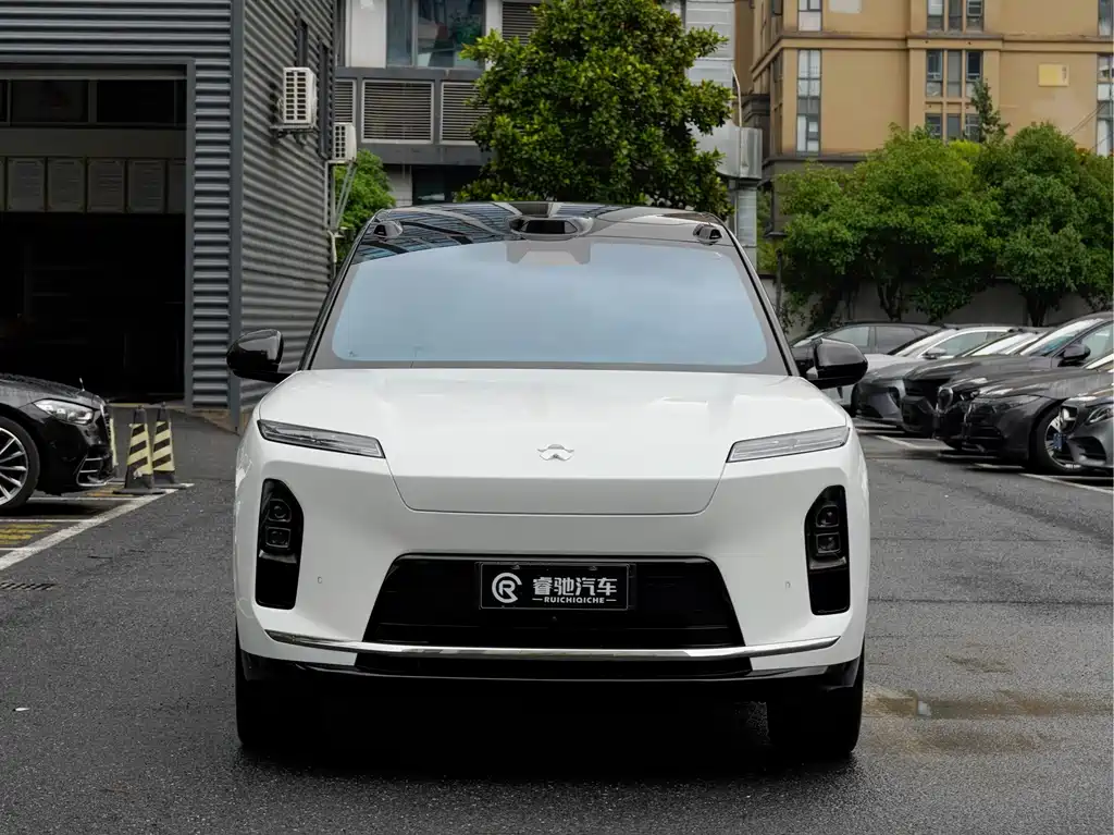 NIO ES8 2026 мест Executive Luxury