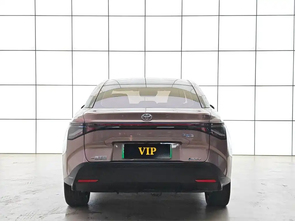 Toyota bZ3 — миниатюра 5