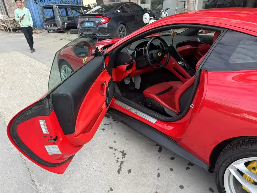 Ferrari Roma 2020 3.9T V8