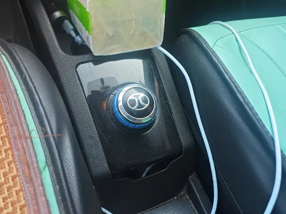 BAIC New Energy EC — миниатюра 16