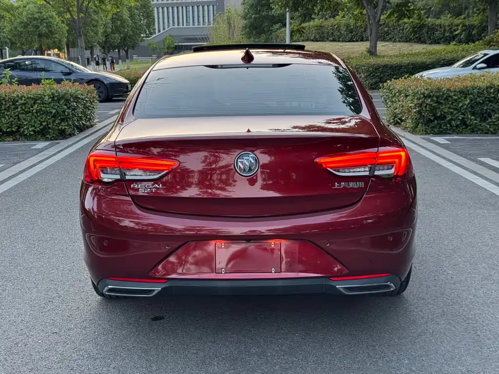 Buick Regal 2021 552T Elite