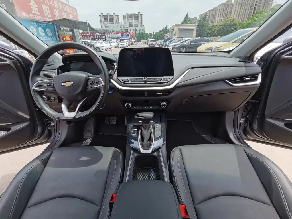 Chevrolet Menlo — миниатюра 10