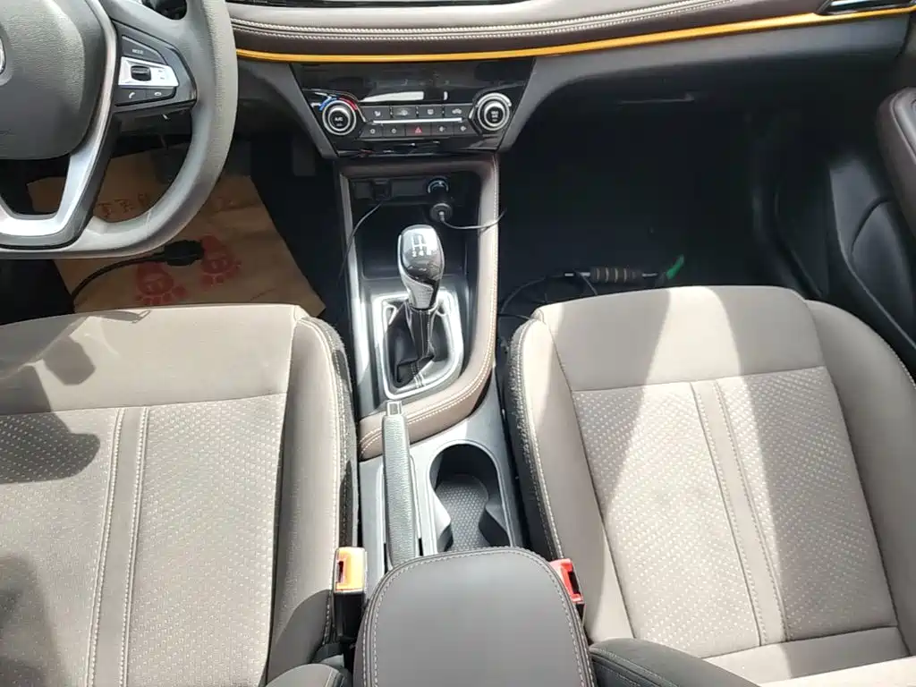 Changan Eado DT — миниатюра 14