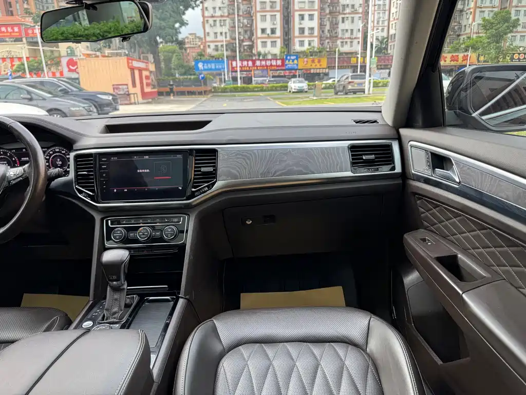 Volkswagen Teramont — миниатюра 17