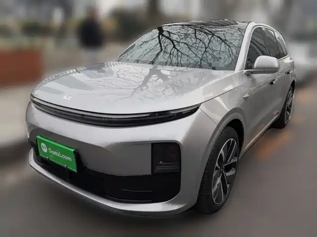 IDEAL CAR IDEAL L6 2024