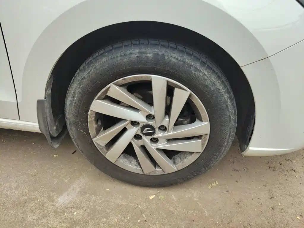 Jetta VA3 — миниатюра 24