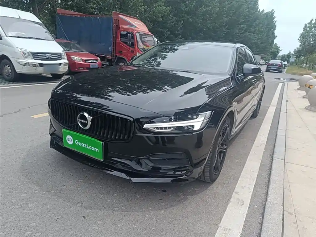 Volvo S90 2019
