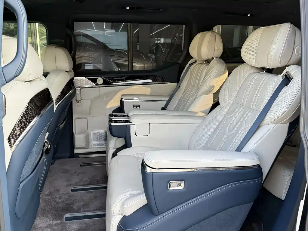 ZEEKR EXTREME KRYPTON 009