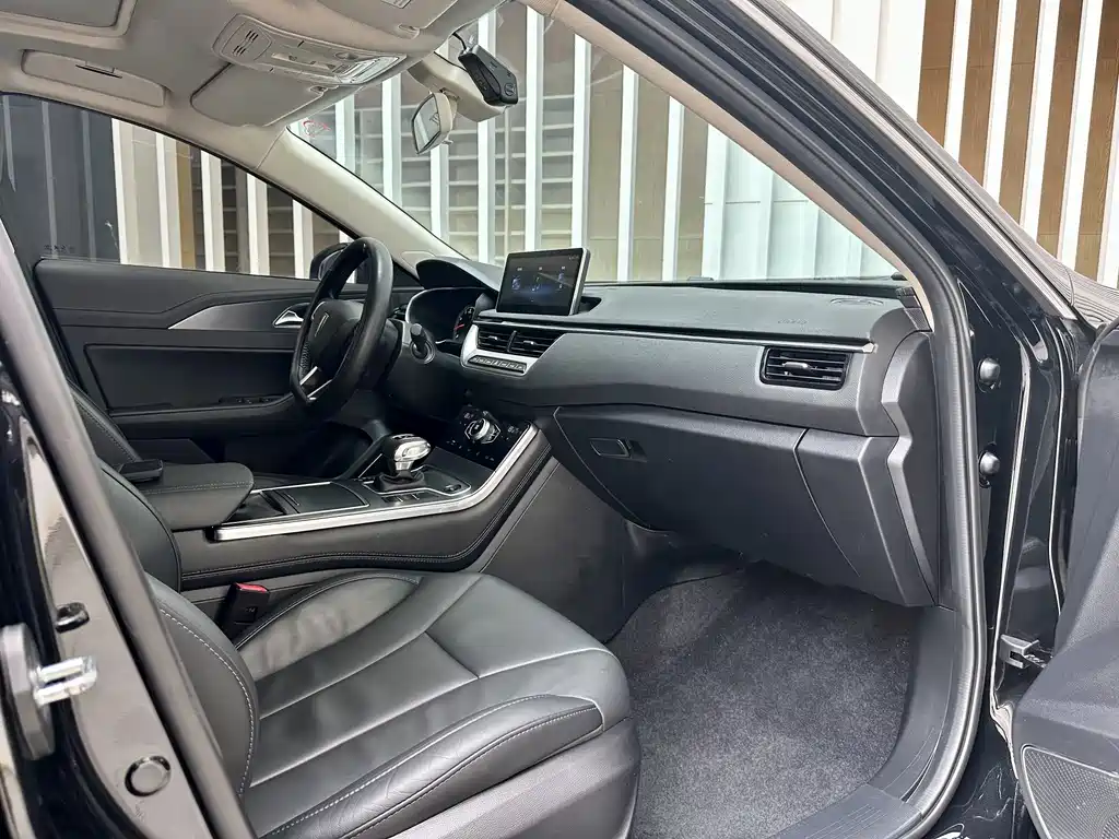 Hongqi H5 2022 1.5T DCT
