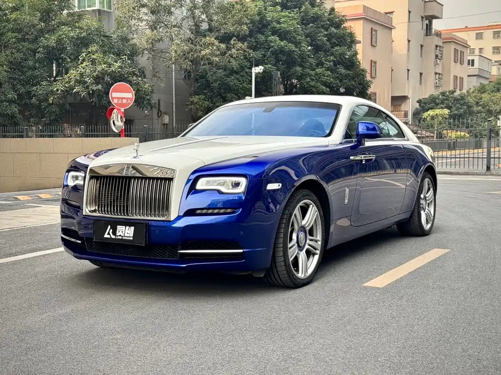 ROLLS-ROYCE PHANTOM
