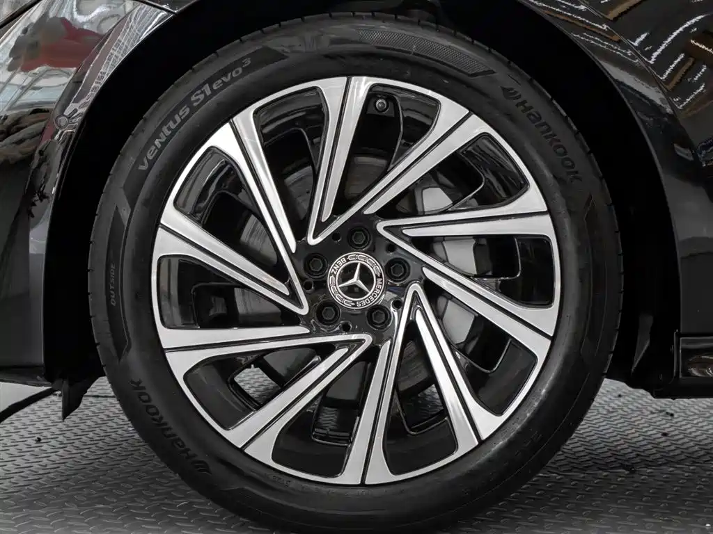 Mercedes-Benz E-Class E 2024 E 300 L Luxury