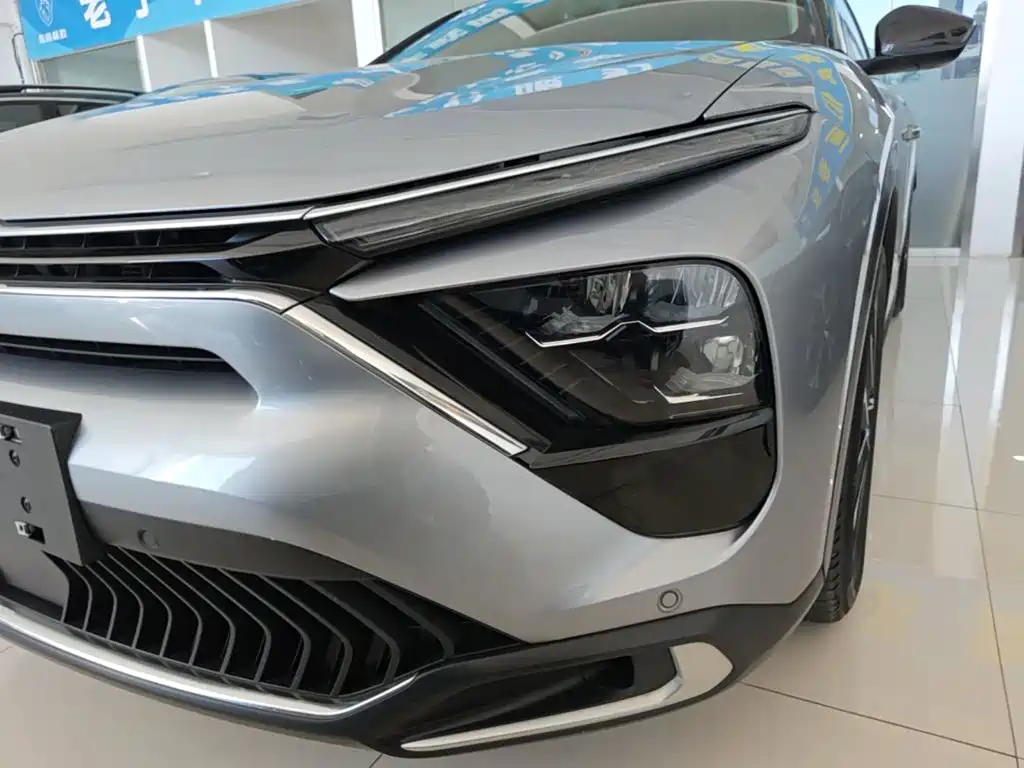 Citroen C5 X — миниатюра 24