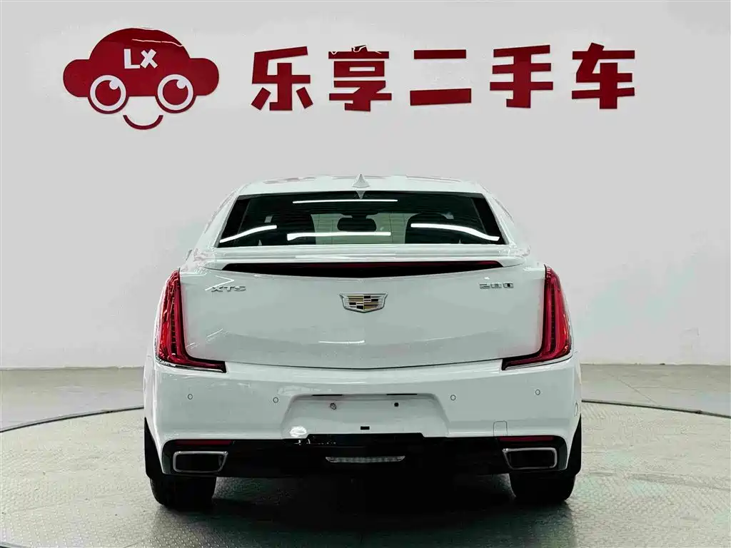 Cadillac XTS 2018 28T