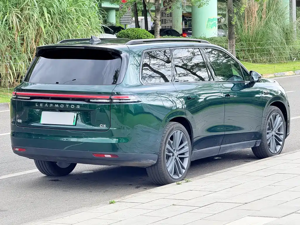Leapmotor C16 2026 280 6 мест