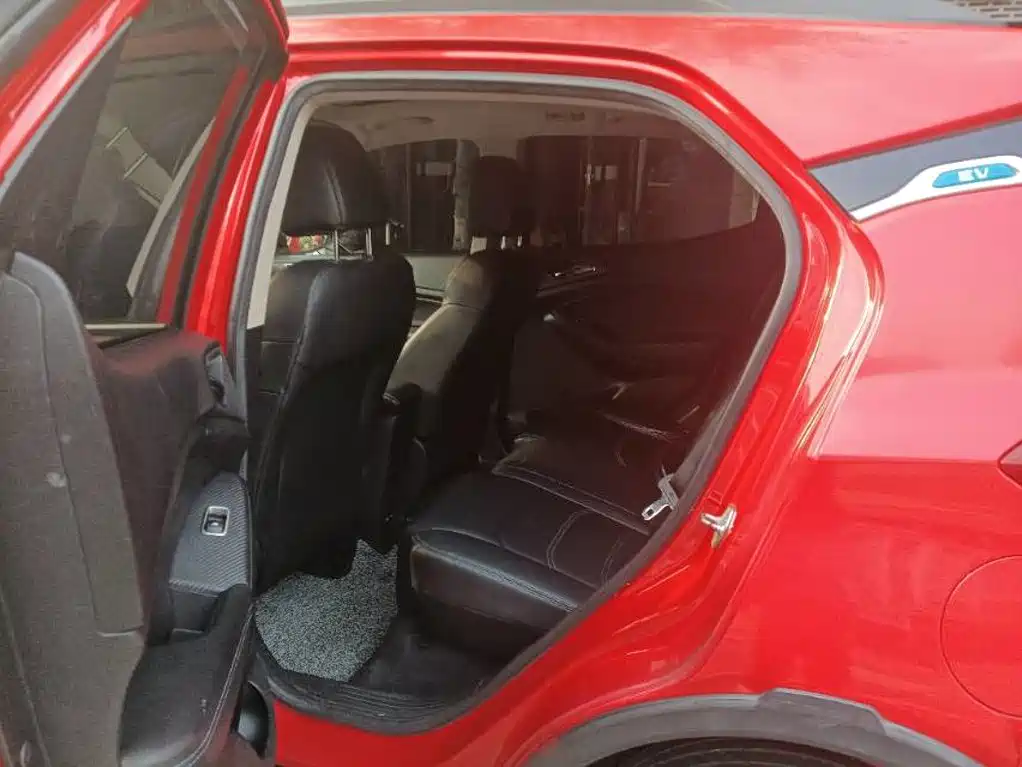 BYD Yuan EV — миниатюра 2