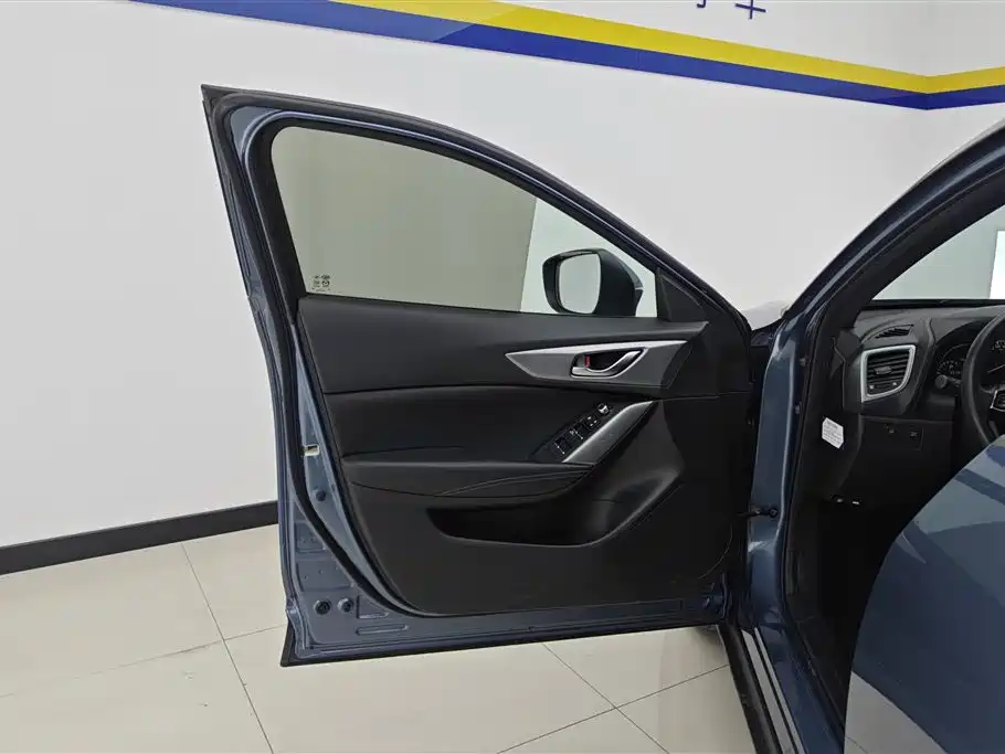 Mazda CX-4 2018 2.0L AT VI